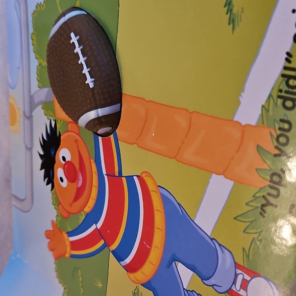 Sesame Street Ernie's Touchdown Book - Picture 5 of 9